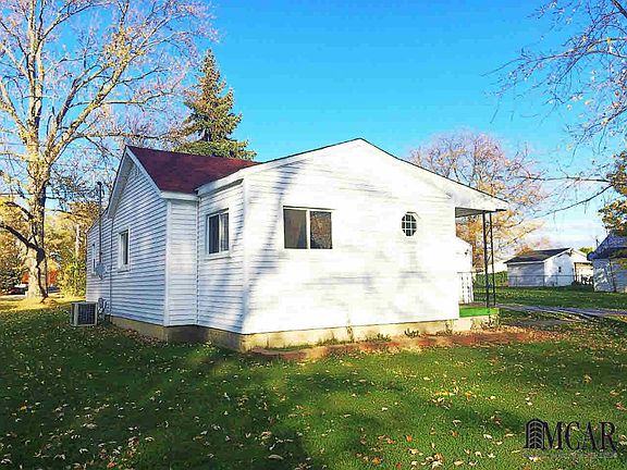 3rd image of 5158 Plum Creek Dr