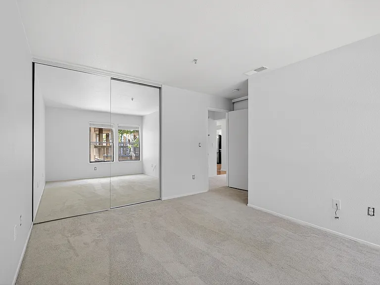 1123 S Villa Way — Photo 14