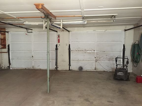 shop area in garage