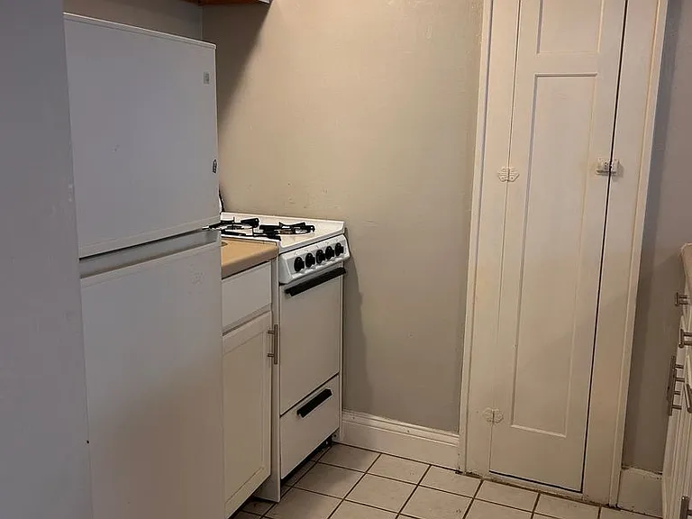 1521 N Franklin Pl — Photo 19