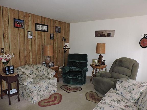 2nd image of 746 Sally Ann St