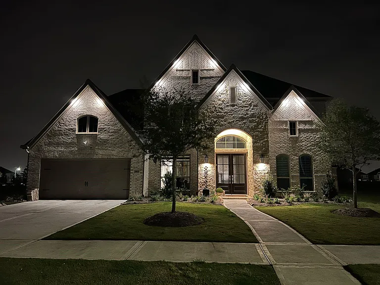 5615 Logan Ridge Ln — Photo 2