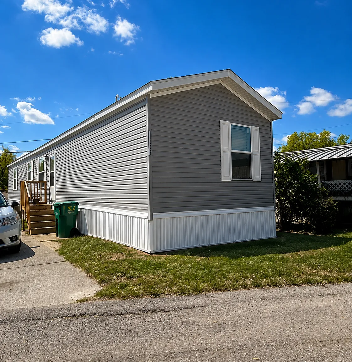 3 bed, 1056 sqft, $1,245 — Photo 1