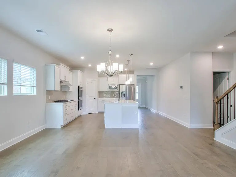 1673 Boardwalk Pl — Photo 6