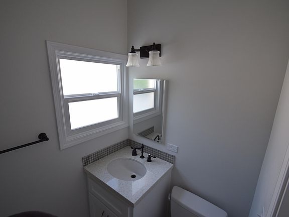 4th image of 1417 Marcelina Ave #7