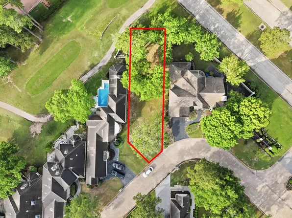 2723 S Southern Oaks Dr, Houston, TX 77068