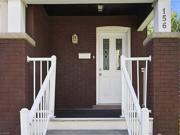4th image of 156 Tragina Ave N