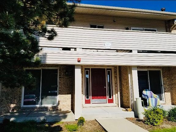 3rd image of 44419 Savery Dr
