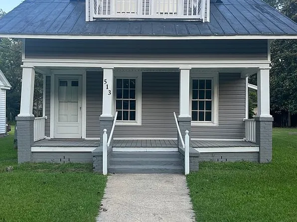 513 Warren St, Williamston, NC 27892