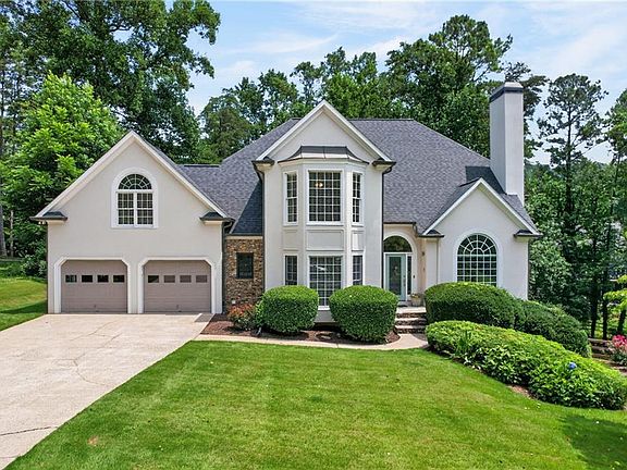 2nd image of 3025 Oaktree Lndg NE