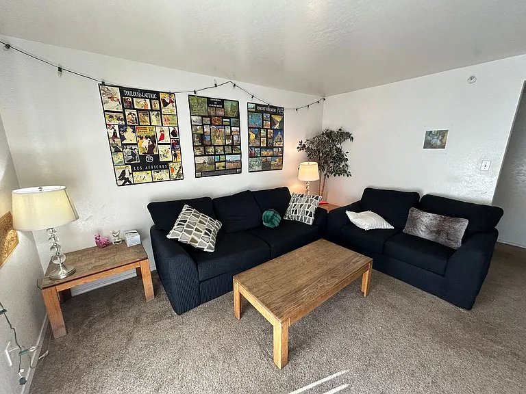 718 W 1720 N #224-B — Photo 1