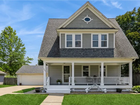 207 W North St, Pleasantville, IA 50225