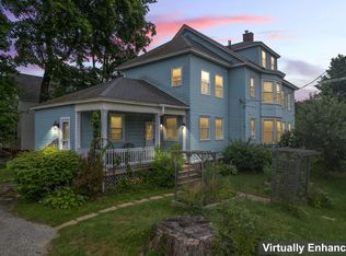 22 School St, Lisbon, ME 04252