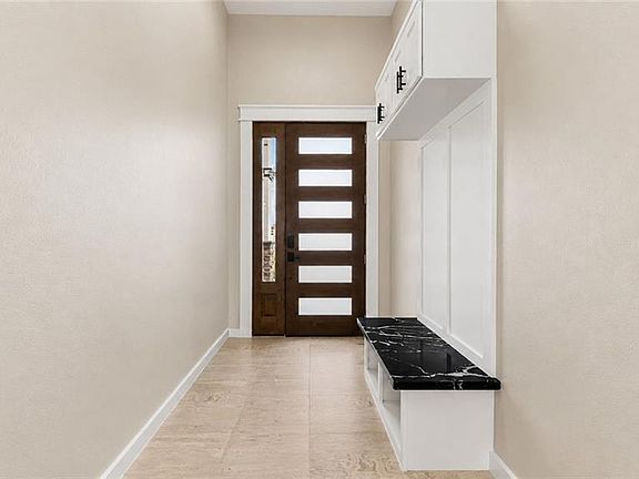 4th image of 2209 N Gaytan Ave