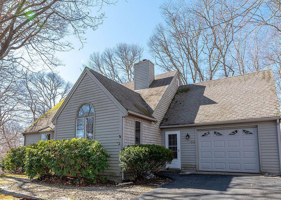 52 Redwood Cir, Mashpee, MA 02649 Zillow