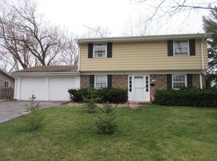 118 S Springinsguth Rd, Schaumburg, IL 60193