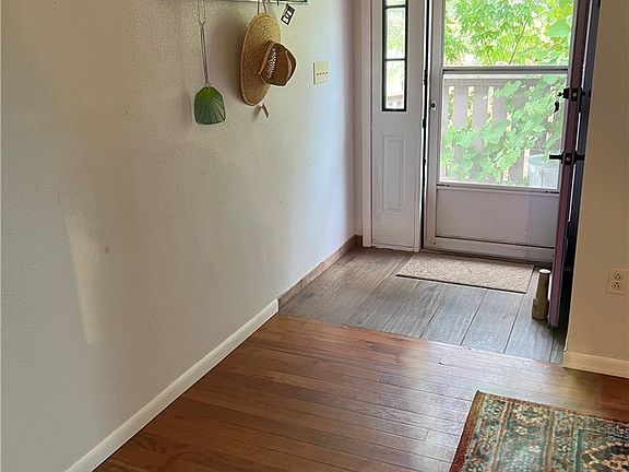 5th image of 400 E Lafayette St
