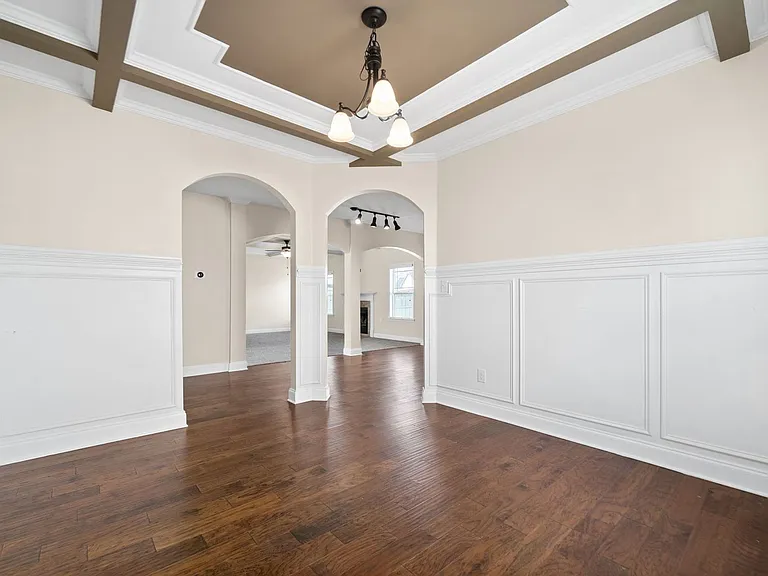 2976 McManus Cir — Photo 16