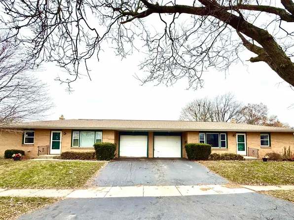 402 Elmwood Dr, Belvidere, IL 61008