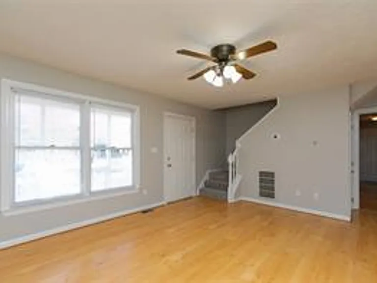 2911 Richard Pace S — Photo 43