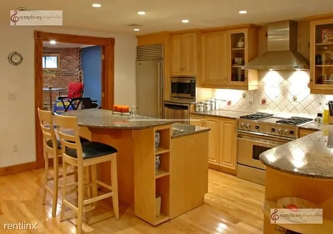 201 Harvard Ave #2 — Photo 3