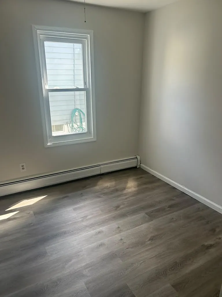 4 bed, 1470 sqft, $3,000 — Photo 1
