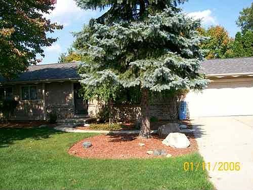 2nd image of 6714 Cardinal Ln
