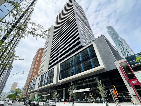 20 Edward St #2516-C01, Toronto, ON M5G 0C5