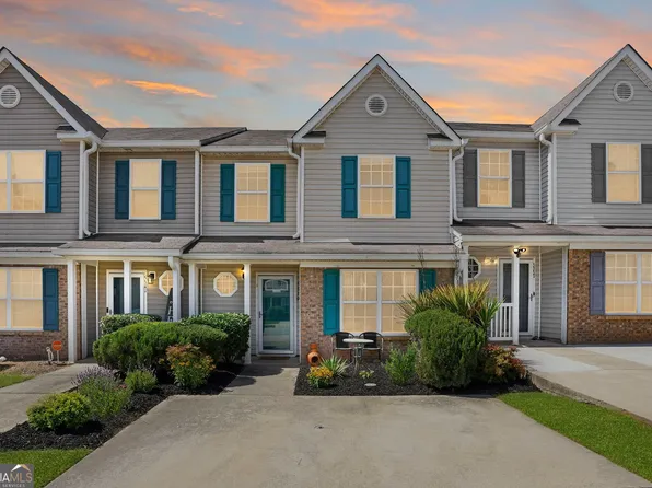 5339 Creekview Ln, Morrow, GA 30260