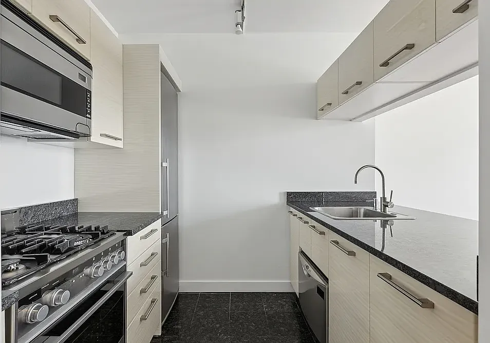 20 Exchange Place — Photo 3