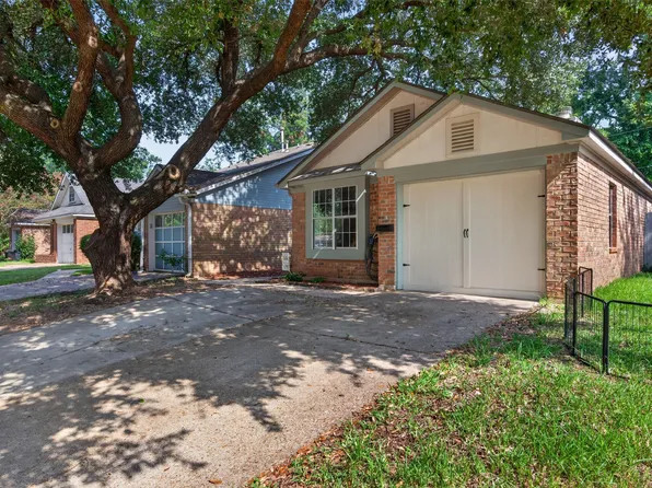 1307 Pecan Sq, Bossier City, LA 71112