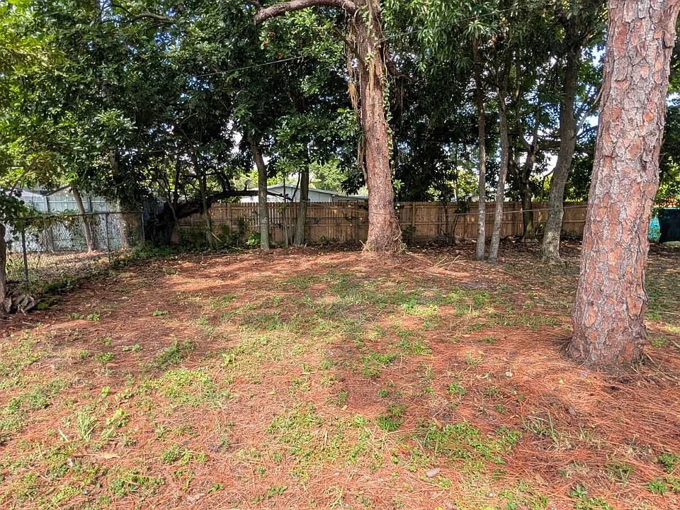 1553 NW 15th Ter