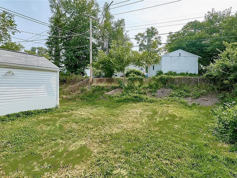 6108 Eaton Dr — Photo 10