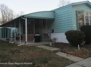 73 Shore Haven Rd, Hazlet, NJ 07730
