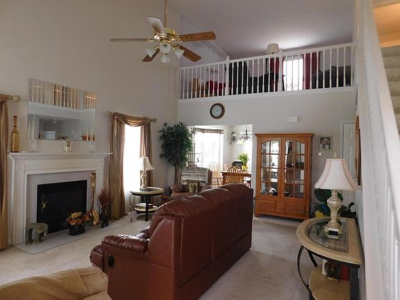 3rd image of 3717 Lake Lanier Dr