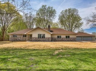 6039 Naples Ln, Winneconne, WI 54986
