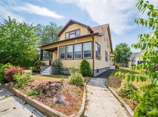 27 Alfred St, Pawtucket, RI 02861