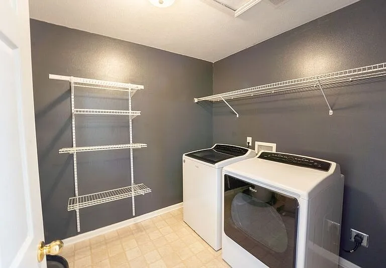 7 Gimbal Cir — Photo 28
