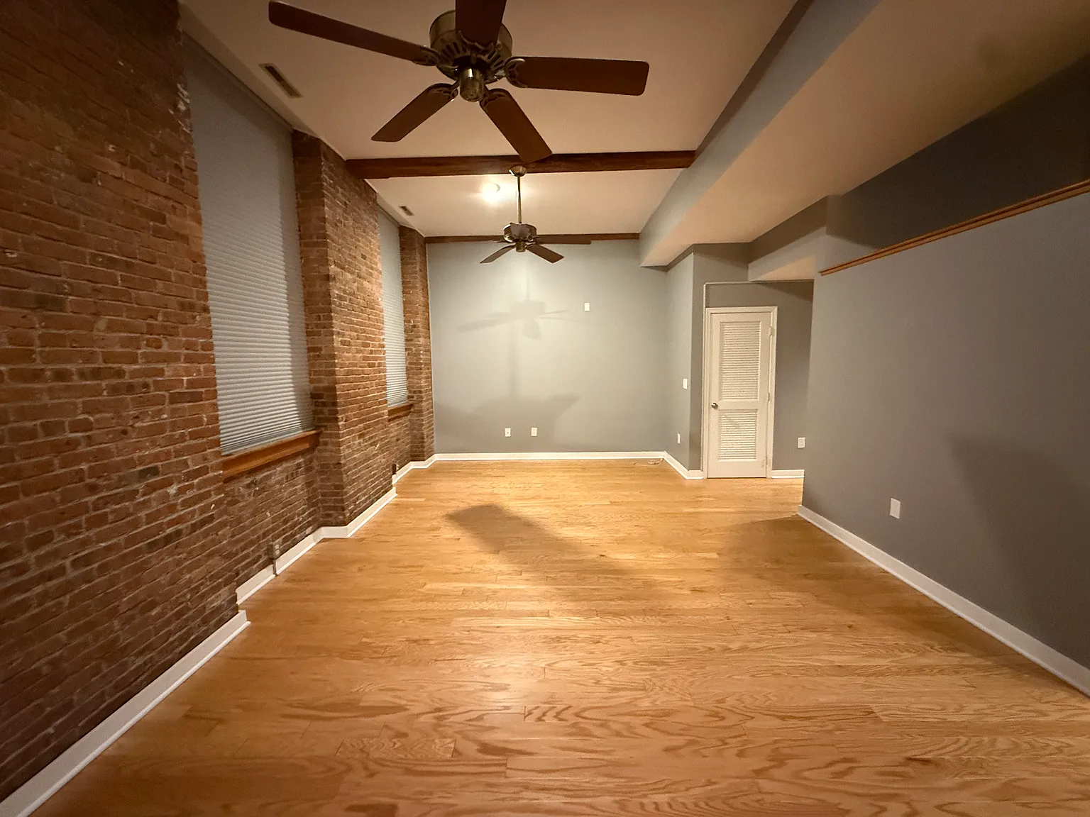 2 bed, 1272 sqft, $3,250 — Photo 3