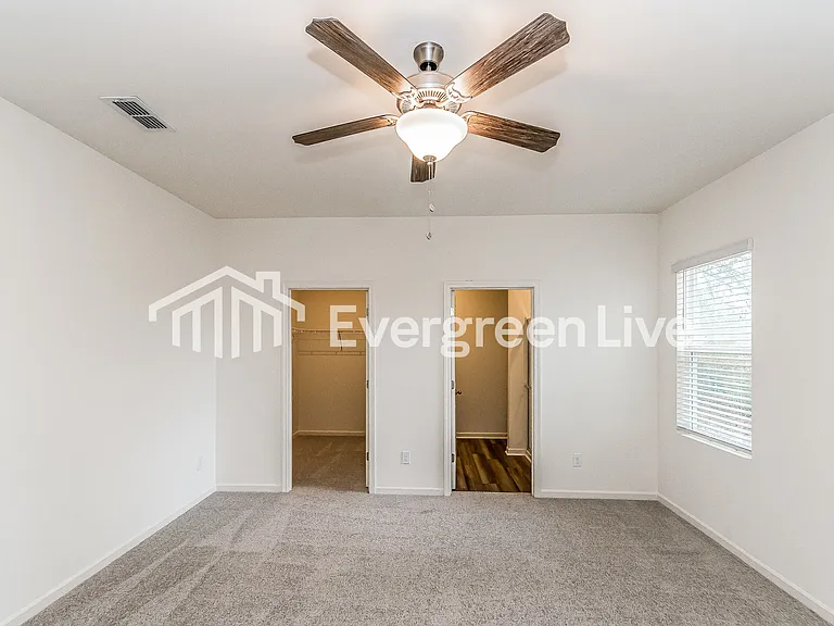 725 Shepard Rock Dr — Photo 6