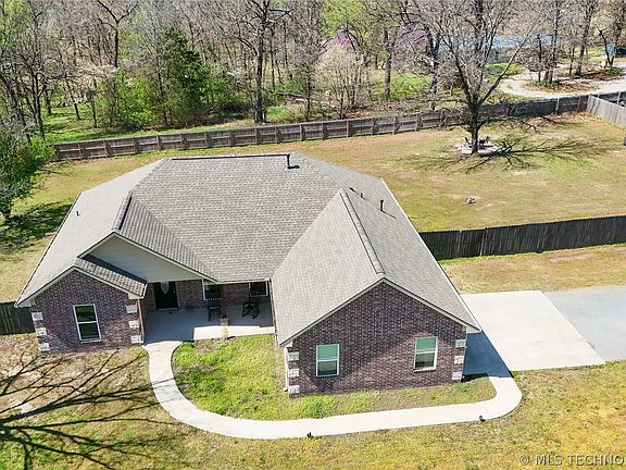 2nd image of 21107 S 530th Rd