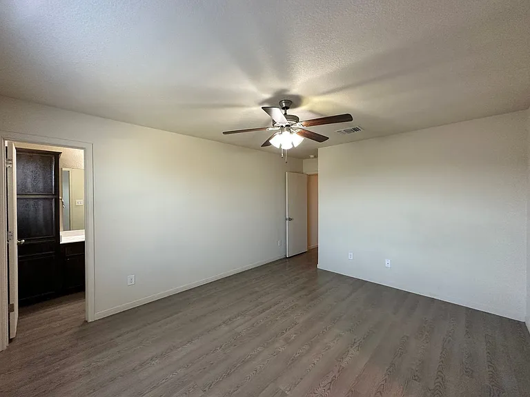 5708 Rustler Dr — Photo 23