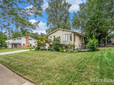 4548 Bonnie Ave SE, Kentwood, MI, 49508