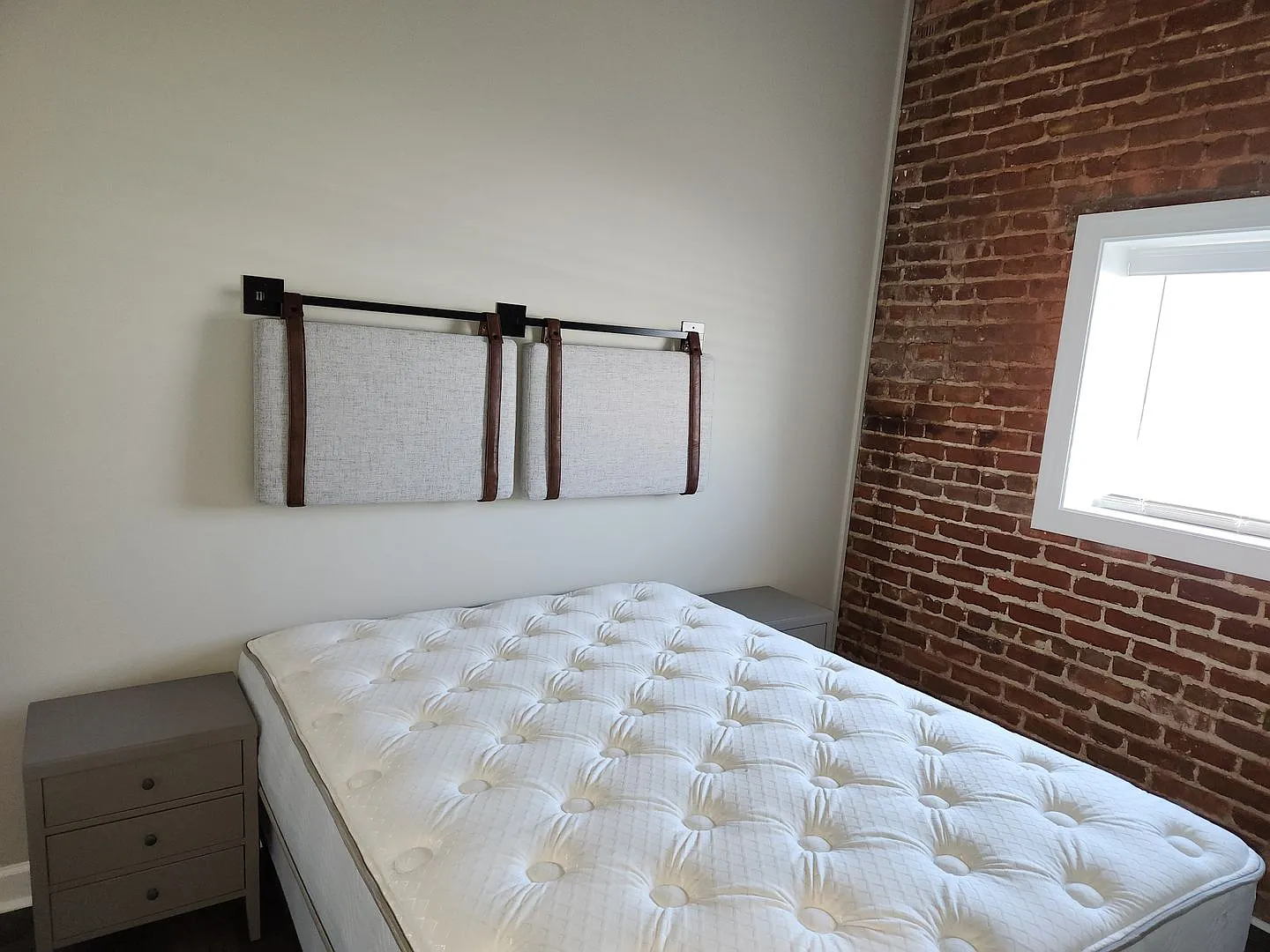 Furnished Loft Apartment Downtown Blackstone — Photo 4
