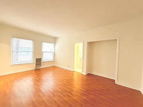 Floor plan 105