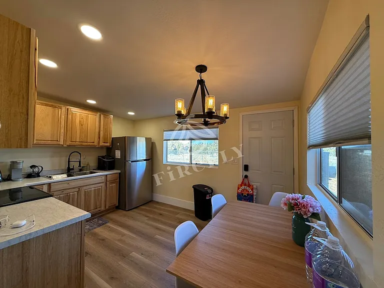 2248 Sitgreaves Dr — Photo 4