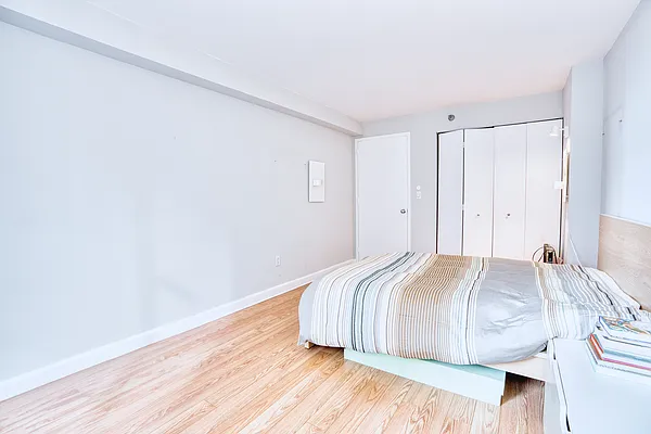 Rented by Compass | media 13