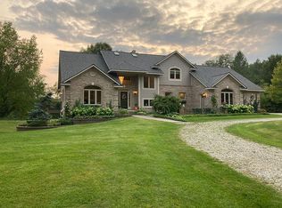 1375 Massasauga Dr, Leonard, MI 48367