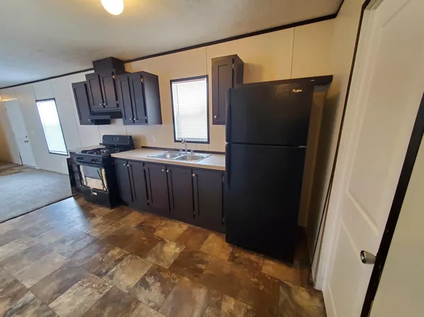 2 Meadowlark Dr, Lake Orion, MI