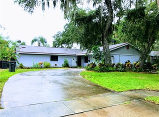 8016 W Pocahontas Ave, Tampa, FL 33615